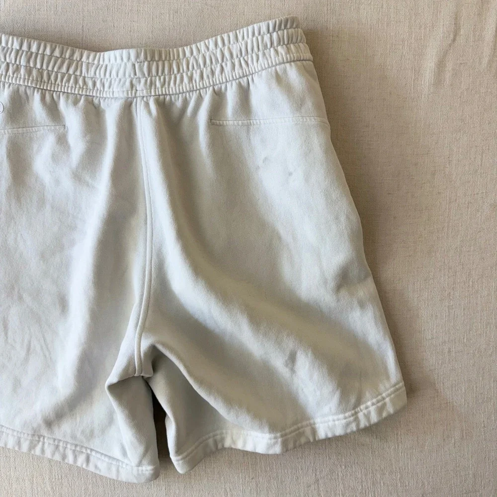 Lululemon Loungeful High-Rise Shorts Womens Size 8 Bone White Fleece